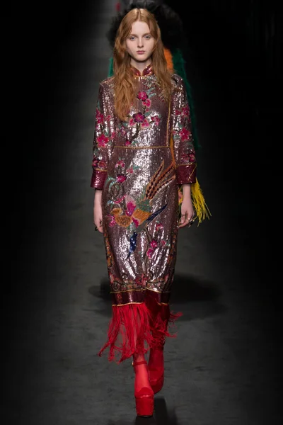 Look 52